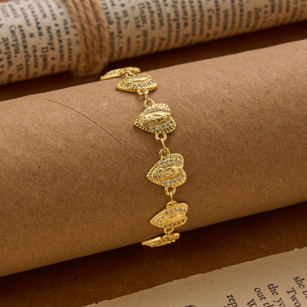 Christianartworkshop Bracciale con medaglione a forma di cuore e decorazioni scintillanti della Madonna di Guadalupe: emblema senza tempo di dolce protezione celeste. - image 2