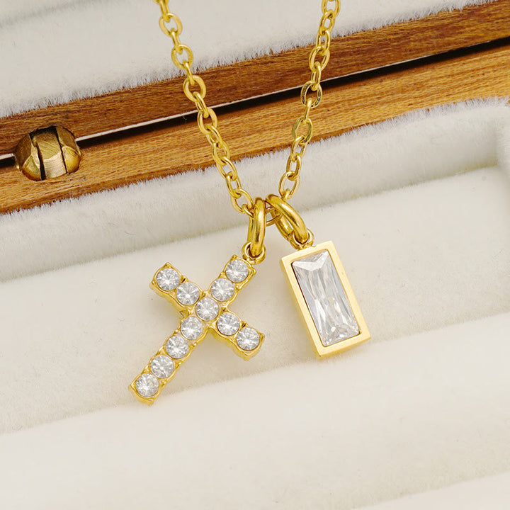 Christianartworkshop Collana personalizzata con ciondolo doppio a croce rettangolare con pietra e brillantini, che indica il mese di nascita: un simbolo senza tempo di dolce protezione celeste. - image 8