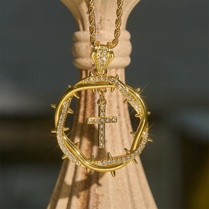 Ciondolo Corona di Spine e Croce Christianartworkshop : un promemoria di fede e grazia da indossare ogni giorno. - image 1