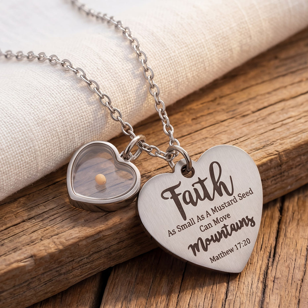 Christianartworkshop Collana con ciondolo a doppio cuore e seme di senape, versetto biblico Matteo 17:20: emblema di una fede forte e incrollabile. - Argento - image 0