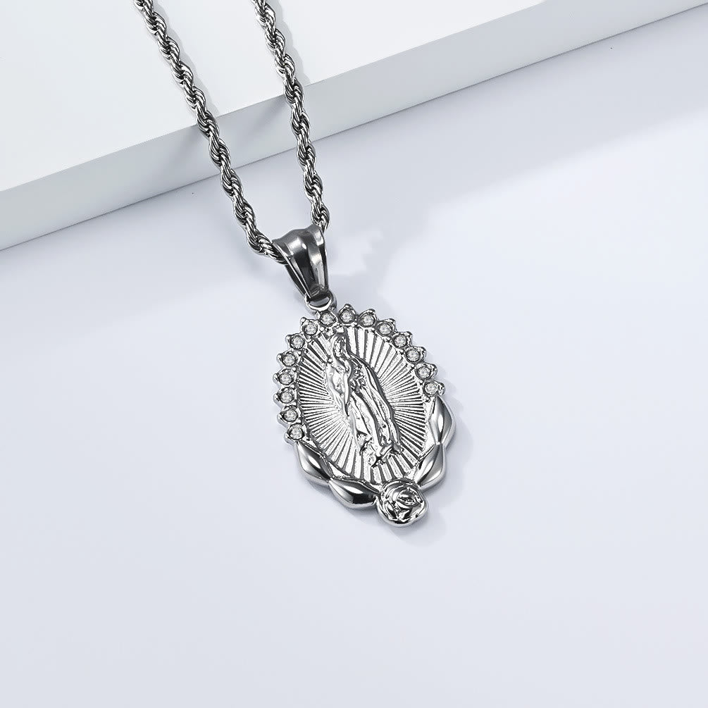 Christianartworkshop Collana con rosa della Madonna e zirconi luminosi: simbolo di benevolenza celeste. - image 5