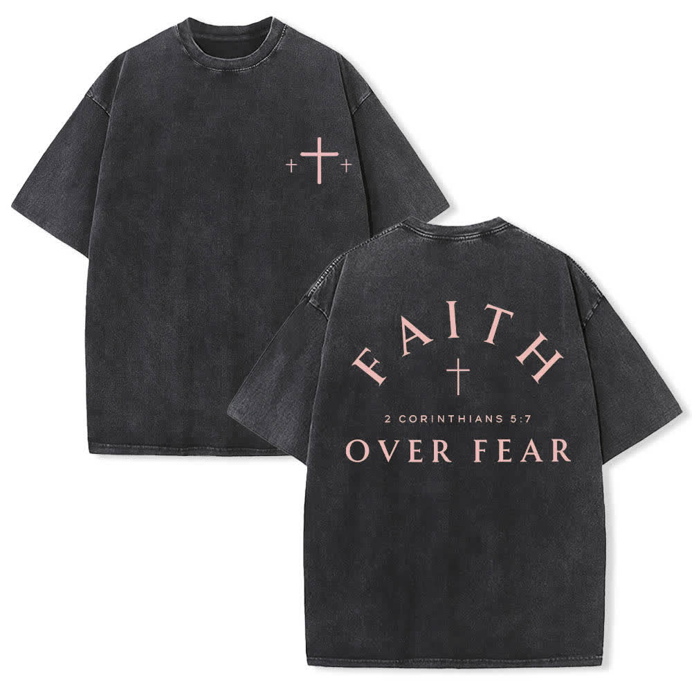 Christianartworkshop T-shirt lavata con stampa su entrambi i lati di una croce con la scritta "Fede contro la paura" e una croce. - Nero - 5XL - image 18