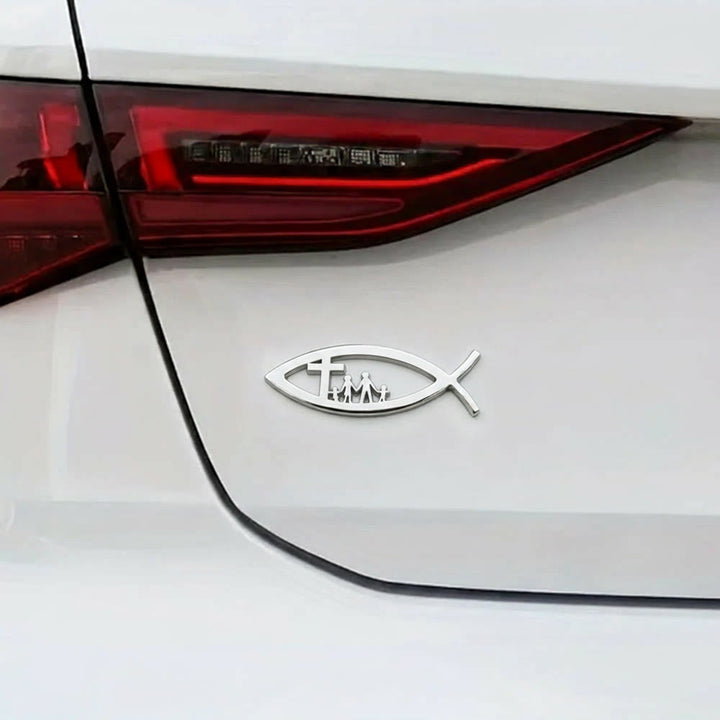 Christianartworkshop Adesivo per auto Ichthys Hollow Fish con croce e silhouette di famiglia: un simbolo di benedizione familiare e protezione divina. - image 2