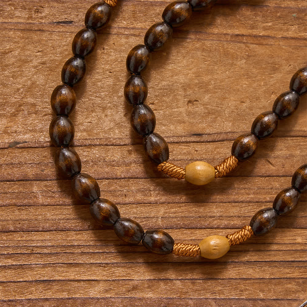 Christianartworkshop Rosario annodato con perline di legno naturale dalla texture terrosa: per la meditazione silenziosa e privata. - image 3