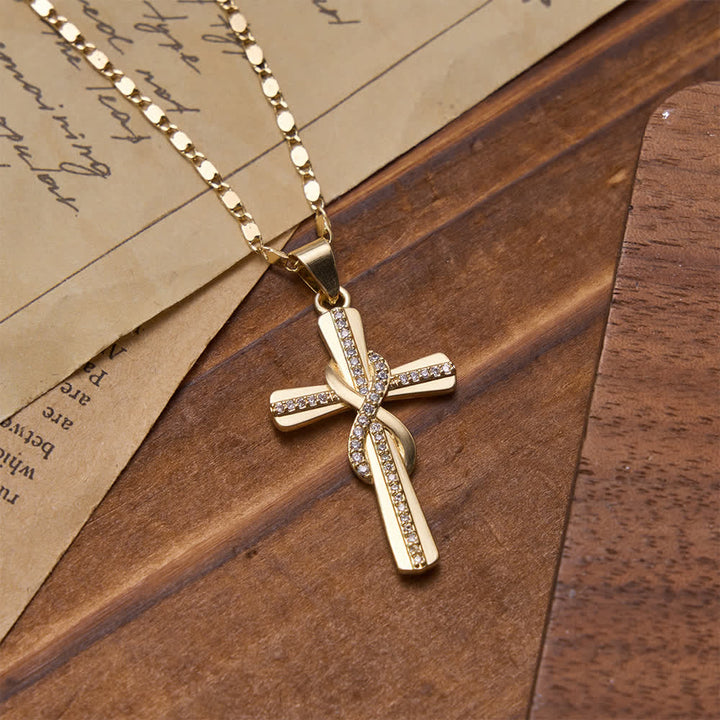 Christianartworkshop Collana con croce a maglia a scatola e nodo dell'infinito intrecciato, tempestata di zirconi: emblema dell'eterna alleanza celeste. - image 4