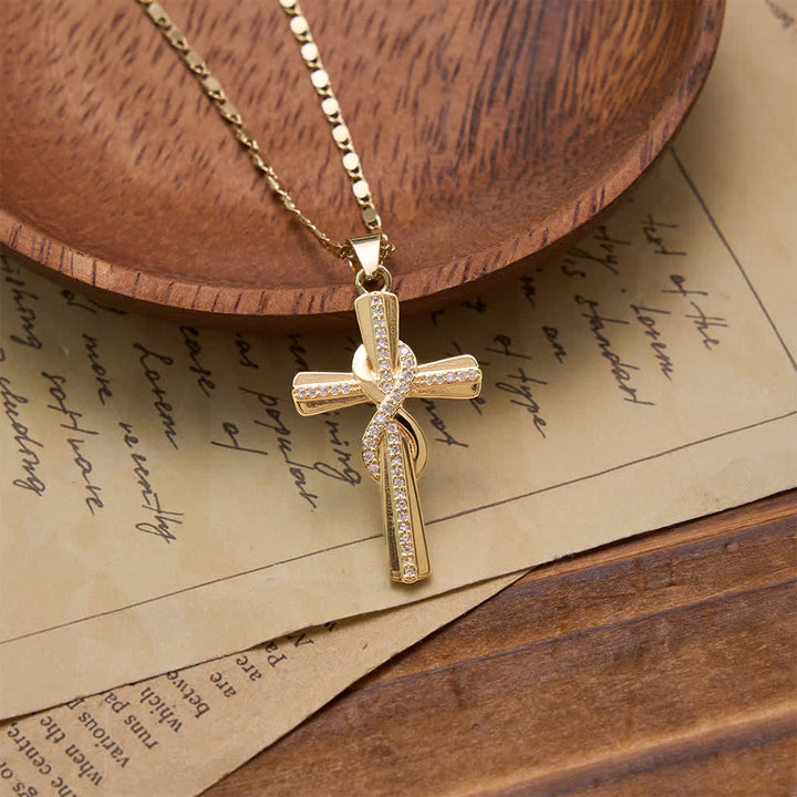 Christianartworkshop Collana con croce a maglia a scatola e nodo dell'infinito intrecciato, tempestata di zirconi: emblema dell'eterna alleanza celeste. - image 3