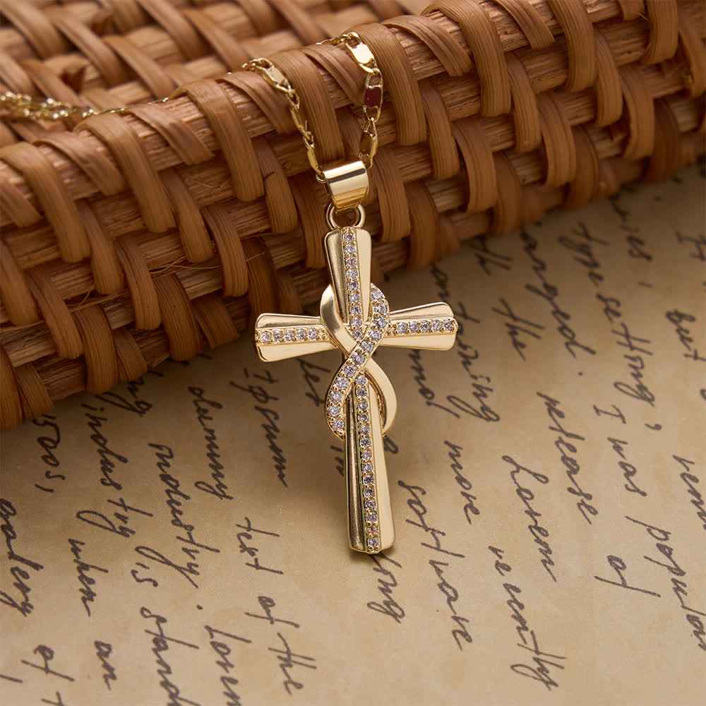 Christianartworkshop Collana con croce a maglia a scatola e nodo dell'infinito intrecciato, tempestata di zirconi: emblema dell'eterna alleanza celeste. - Croce del Nodo dell'Infinito - image 0
