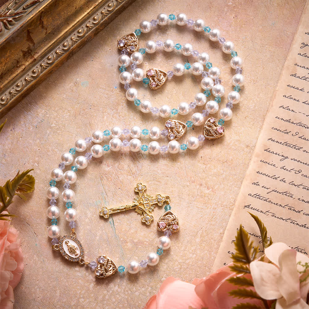 Christianartworkshop Rosario lucido con perle artificiali, ciondoli a forma di cigno e cuore con strass, medaglia della Madonna e crocifisso gioiello. - image 2