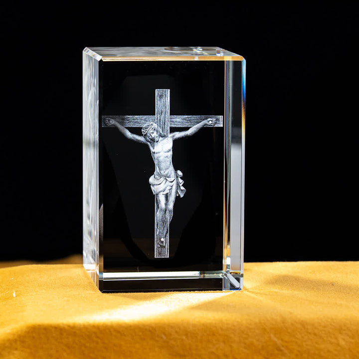 Christianartworkshop Statuetta sacra in cristallo incisa con design multipli, ideale per esposizione su scrivania e decorazione devozionale della casa. - Crocifissione di Gesù - 5x5x8cm - image 11
