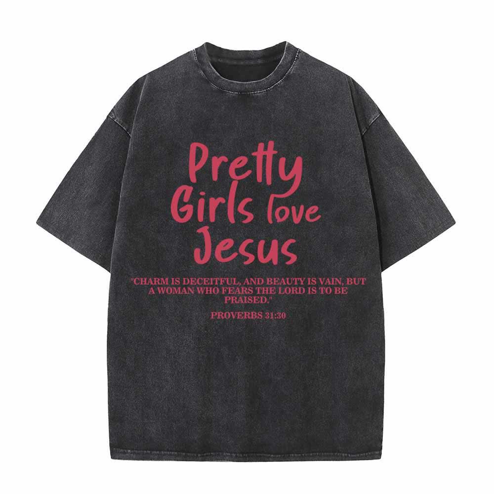 Christianartworkshop Maglietta lavata con stampa frontale a doppio carattere delle Scritture "Pretty Girls Love Jesus" (Proverbi 31:30) - Nero - 5XL - image 5