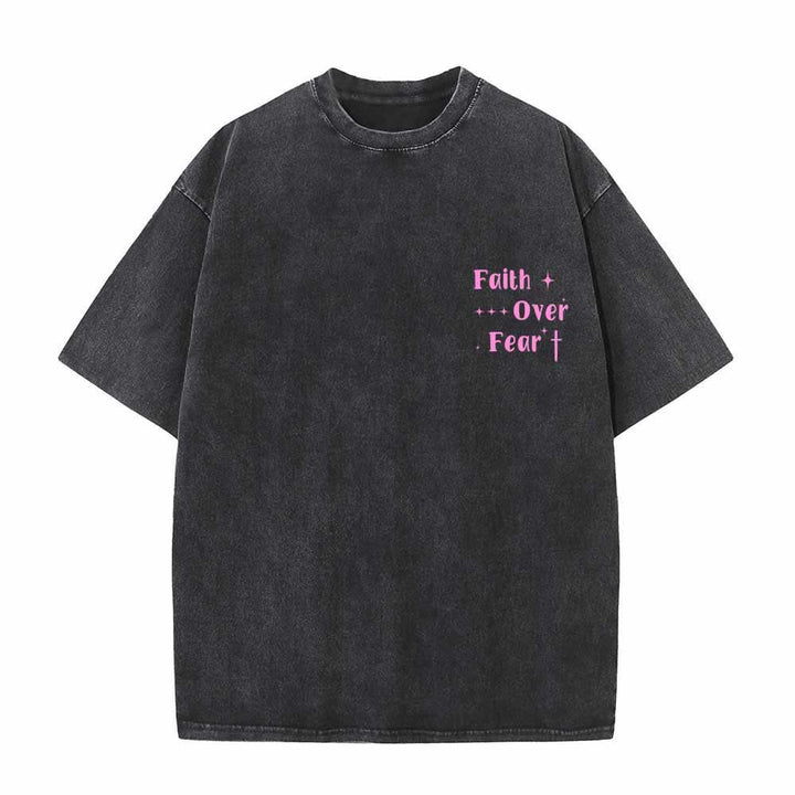 Christianartworkshop T-shirt lavata con scritta "Faith Over Fear" e croce stellata sul davanti, mini stampa sul retro, testo grande su entrambi i lati. - image 14