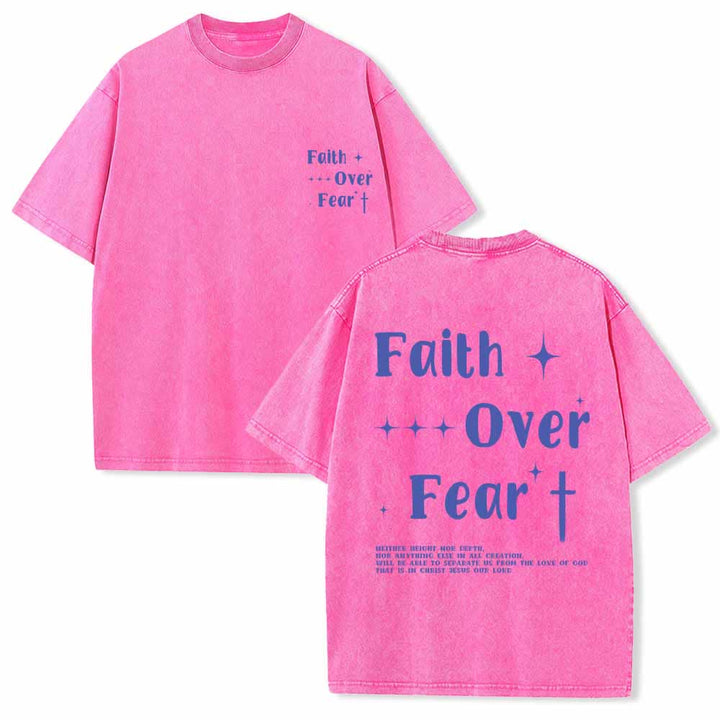 Christianartworkshop T-shirt lavata con scritta "Faith Over Fear" e croce stellata sul davanti, mini stampa sul retro, testo grande su entrambi i lati. - Rosa - 5XL - image 21