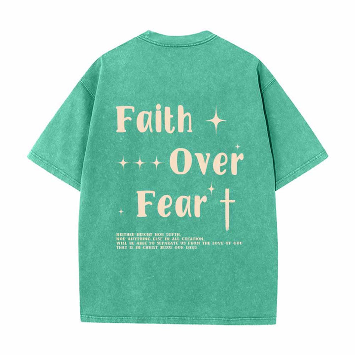 Christianartworkshop T-shirt lavata con scritta "Faith Over Fear" e croce stellata sul davanti, mini stampa sul retro, testo grande su entrambi i lati. - image 10