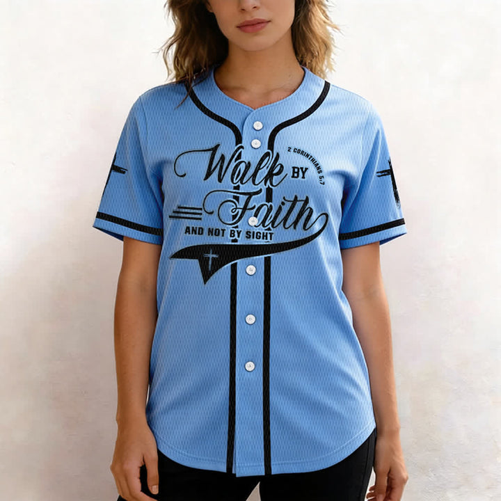 Christianartworkshop 2 Corinzi 5:7 “Camminate per fede e non per visione” Maglia da baseball con croce e messaggio - image 47