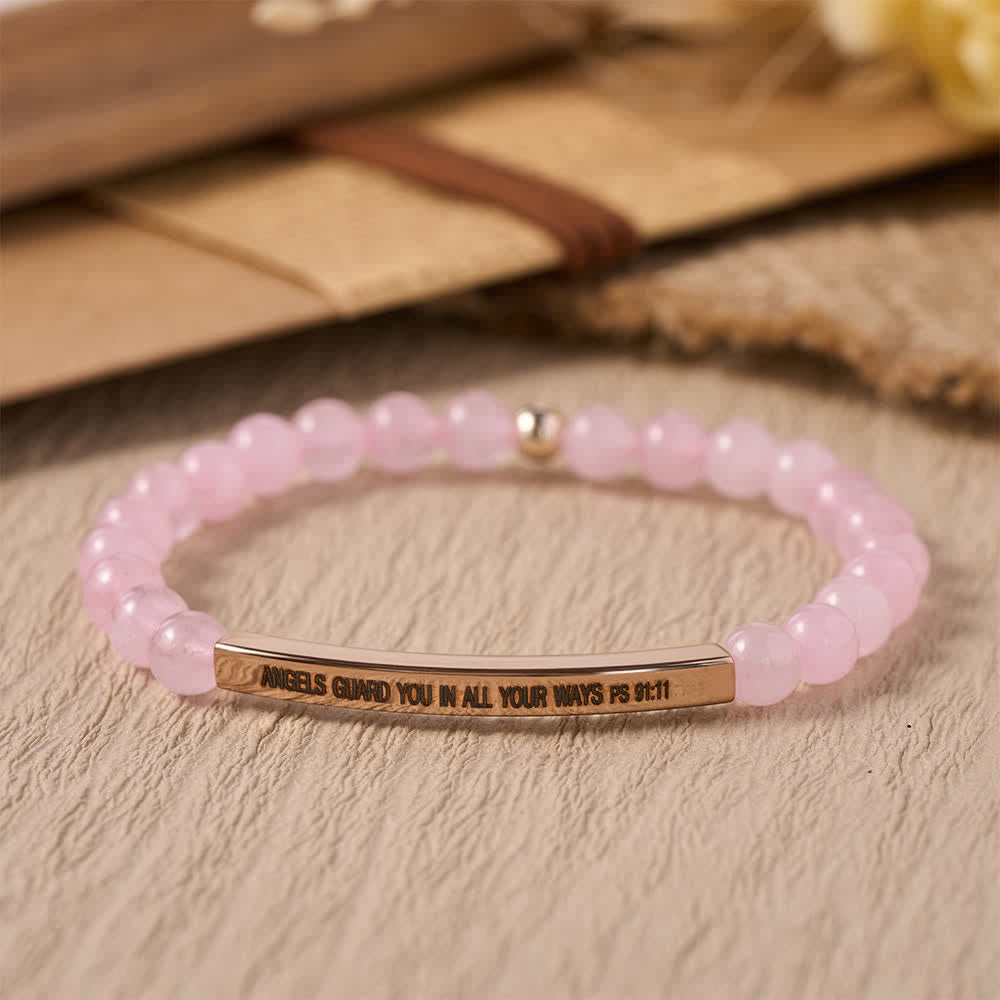 Christianartworkshop Bracciale elastico con barretta curva incisa e perline, con versetto del Salmo 91:11 "Gli angeli ti custodiscono in tutte le tue vie". - Gli angeli ti proteggano in tutte le tue vie - image 0