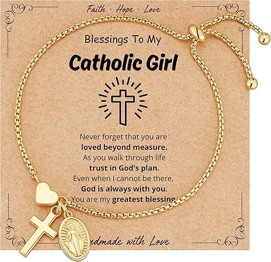 Christianartworkshop Braccialetto regolabile con catena a maglie, croce, cuore e medaglia sacra: emblema di tenera benedizione celeste. - D'oro - Ragazza cattolica - image 1