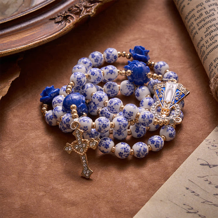 Christianartworkshop Rosario con perle di porcellana blu, ornamenti a forma di rosa blu e medaglia della Madonna di Aparecida. - image 4