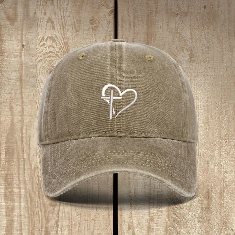 Christianartworkshop Cappello classico casual con simbolo di cuore e croce ricamato - Cachi - image 5