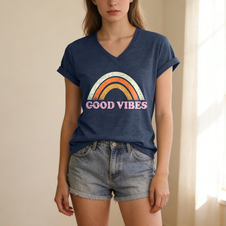 Christianartworkshop Maglietta da donna con scollo a V Good Vibes Retro Rainbow Heather - image 11