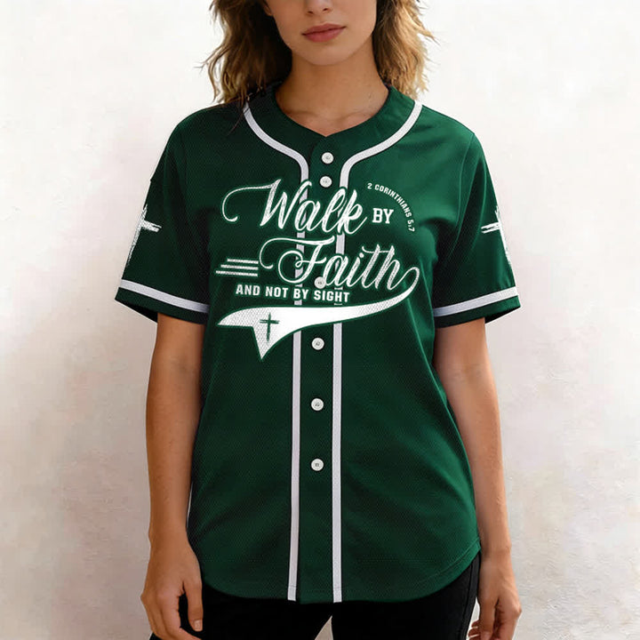 Christianartworkshop 2 Corinzi 5:7 “Camminate per fede e non per visione” Maglia da baseball con croce e messaggio - image 52