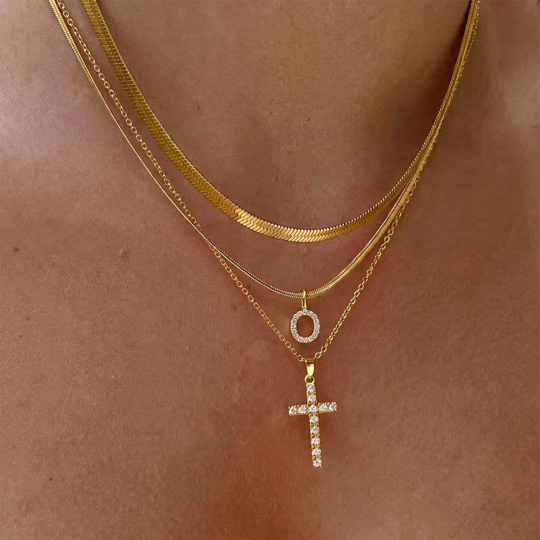 Christianartworkshop Collana con croce iniziale a strati di cristalli scintillanti: simbolo di grazia divina personale. - O - image 16