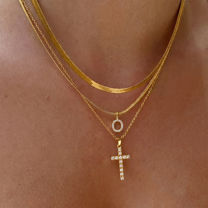 Christianartworkshop Collana con croce iniziale a strati di cristalli scintillanti: simbolo di grazia divina personale. - O - image 16