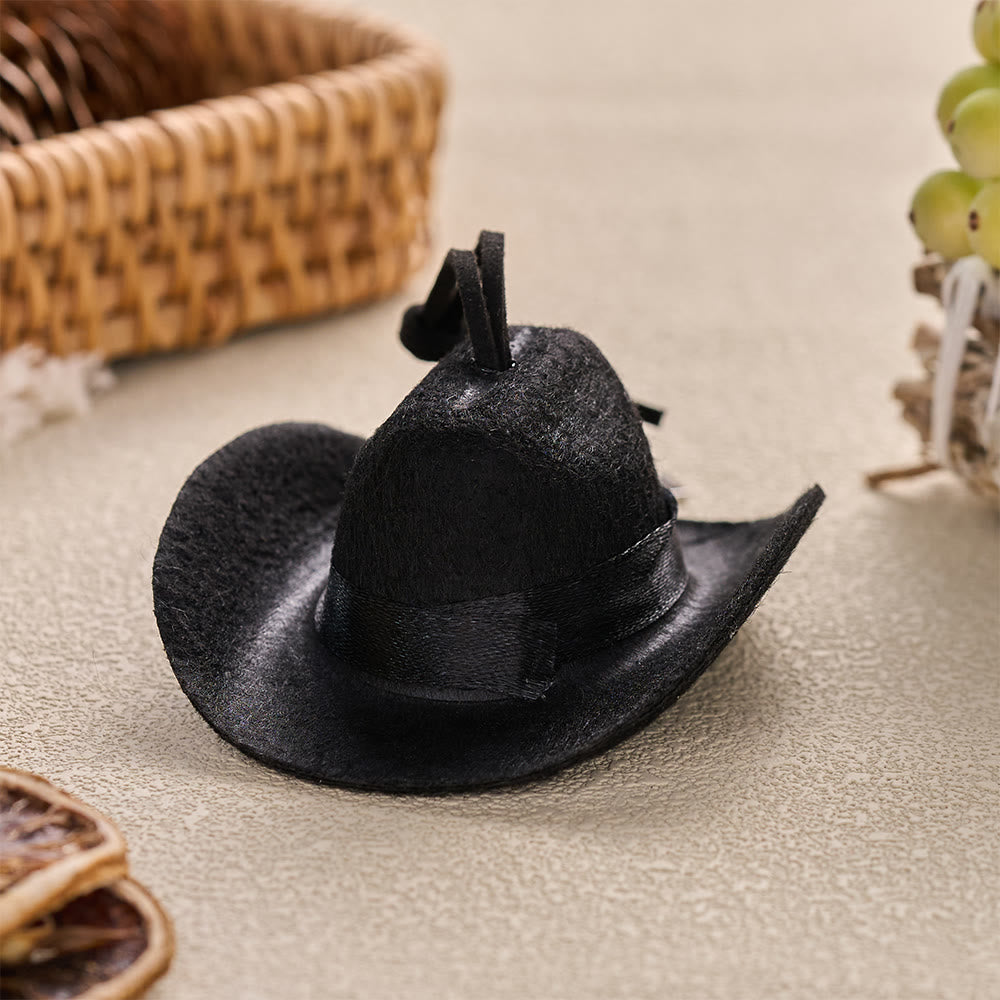 Christianartworkshop Mini ciondolo per auto a forma di cappello da cowboy, mani in preghiera e croce: simbolo di serena grazia nel viaggio. - image 8