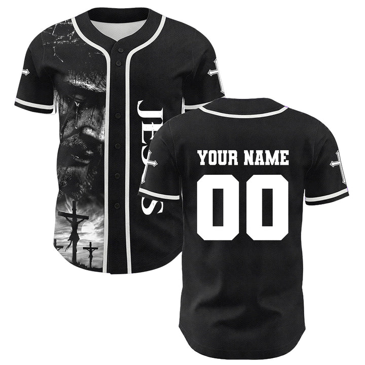 Christianartworkshop Maglia da baseball unisex con croce personalizzata con nome e numero della crocifissione di Gesù - image 1