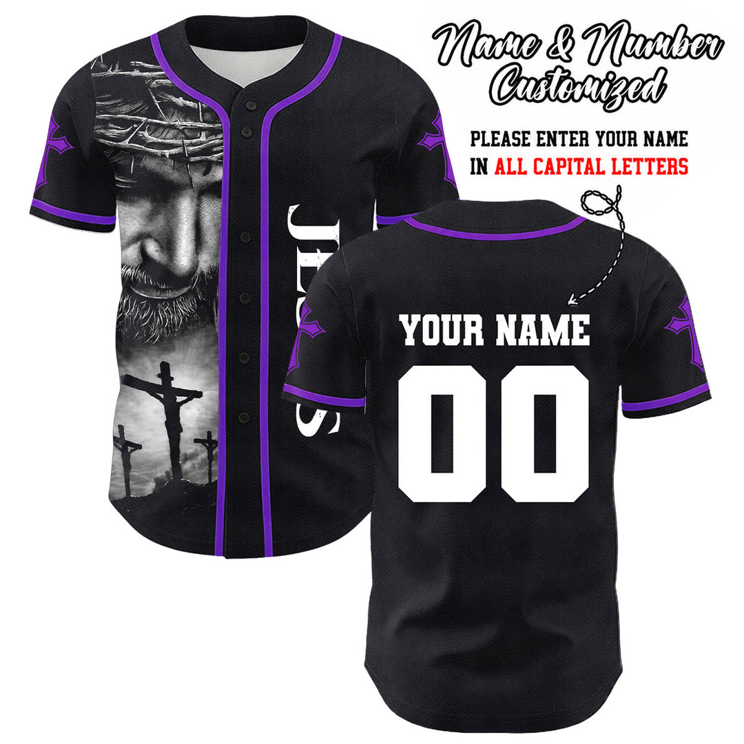 Christianartworkshop Corona di spine Gesù Maglia da baseball unisex personalizzata con nome, numero e croce - Viola - 5XL - Nome & Numero personalizzati - image 28