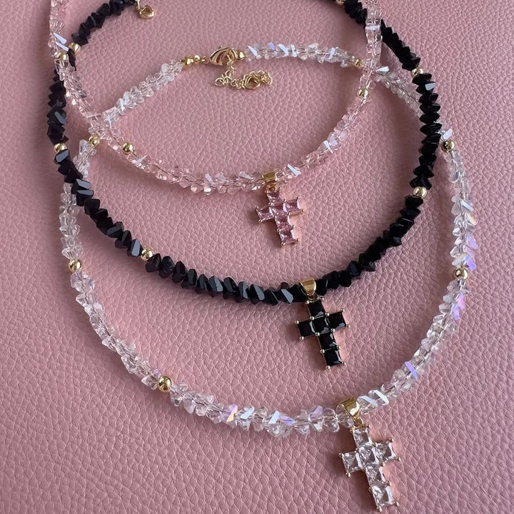 Christianartworkshop Bracciale con ciondolo a croce e perline di cristallo sfaccettate: emblema di una scintillante benedizione celeste. - image 3
