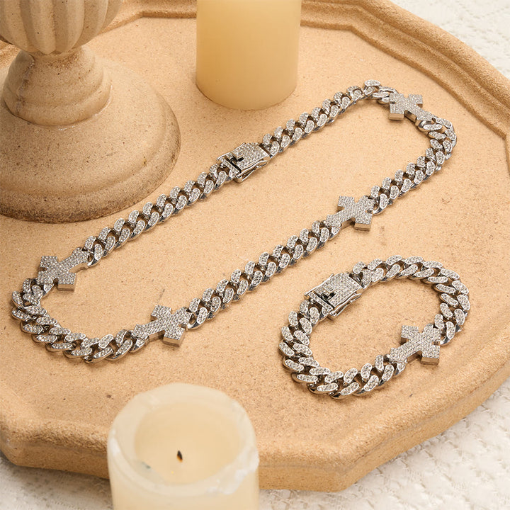 Christianartworkshop Collana con croce a maglie cubane tempestata di diamanti: emblema di audace forza celeste - Argento - image 0