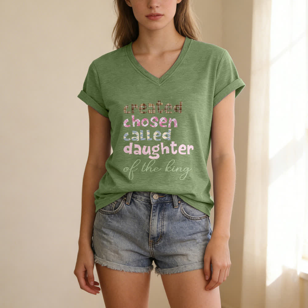 Christianartworkshop T-shirt da donna con scollo a V color grigio antracite con grafica Chosen Daughter - image 11