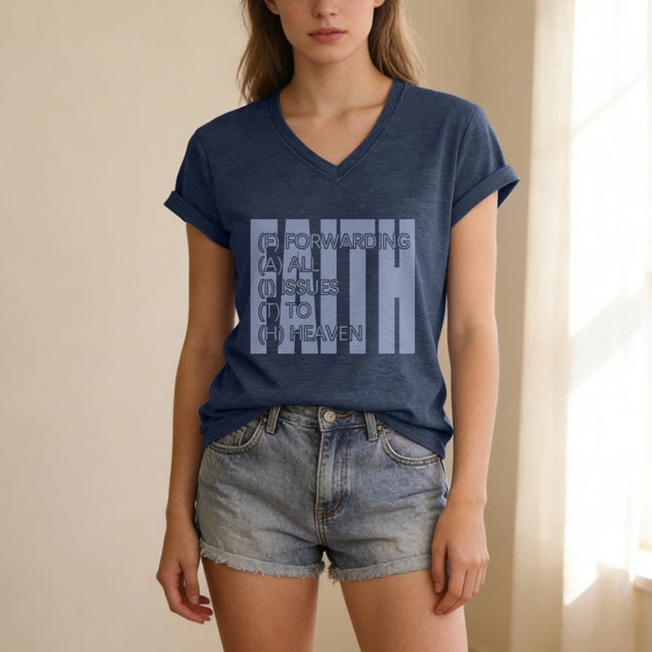 Christianartworkshop Maglietta da donna con scollo a V e maniche arrotolate con stampa Faith Block Print - image 7