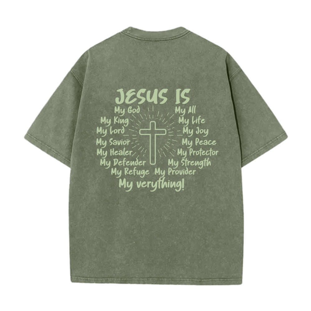 Christianartworkshop T-shirt oversize lavata con stampa sul retro "Gesù è la croce". - image 4