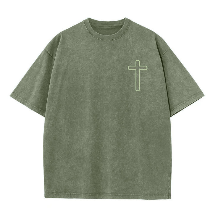 Christianartworkshop T-shirt oversize lavata con stampa sul retro "Gesù è la croce". - image 5
