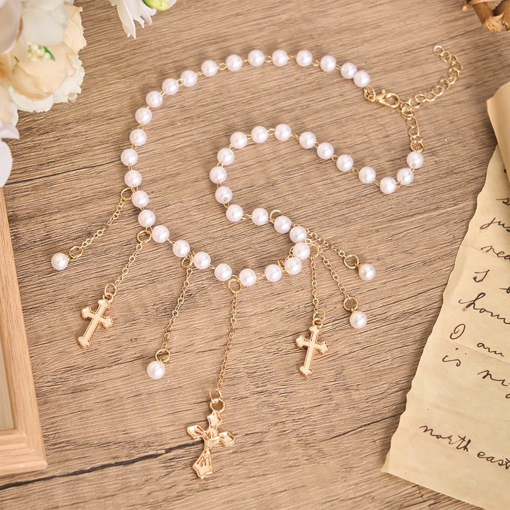 Christianartworkshop Collana girocollo con croce e nappina di perle: emblema di dolcezza celestiale. - image 1