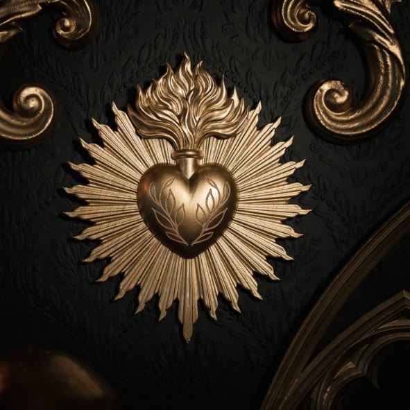 Christianartworkshop Quadro da parete in resina con Sacro Cuore a Fiamma: Emblema di Eterna Radianza Celeste - D'oro - image 3