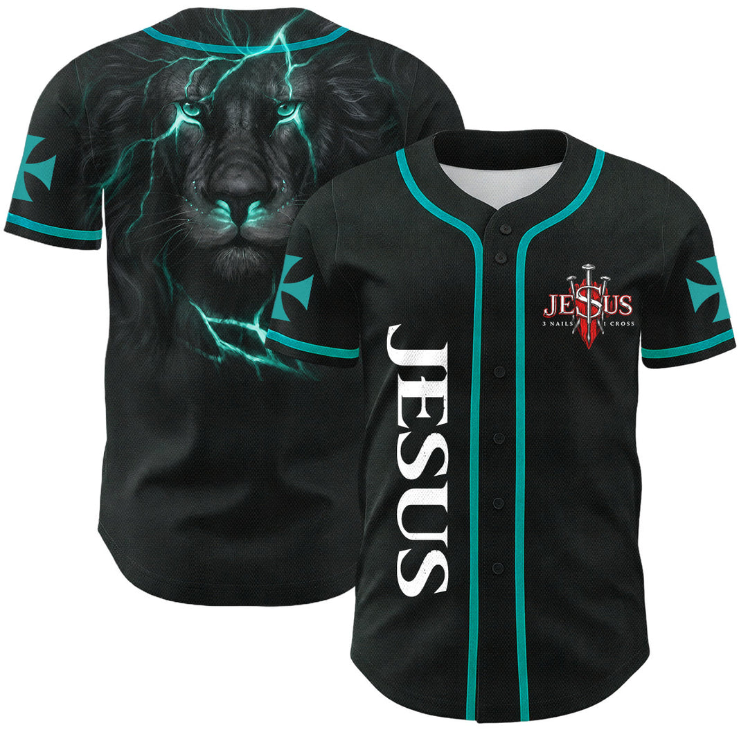 Christianartworkshop Emblema frontale verticale di Gesù con croce e chiodi, sul retro ritratto del Leone di Giuda con fulmine, maglia da baseball con bottoni - Lago Blu - 5XL - image 21