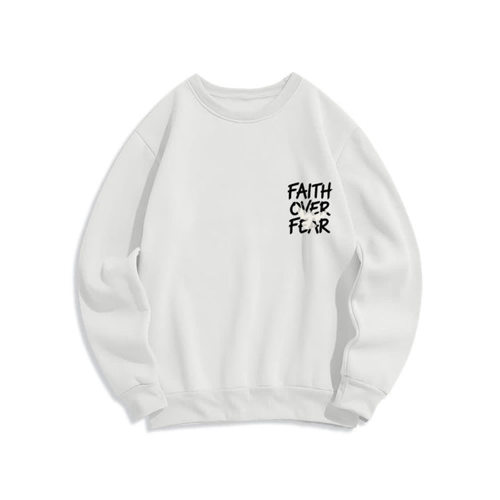 Christianartworkshop Felpa girocollo oversize con grafica "Faith Over Fear" e colomba. - image 5
