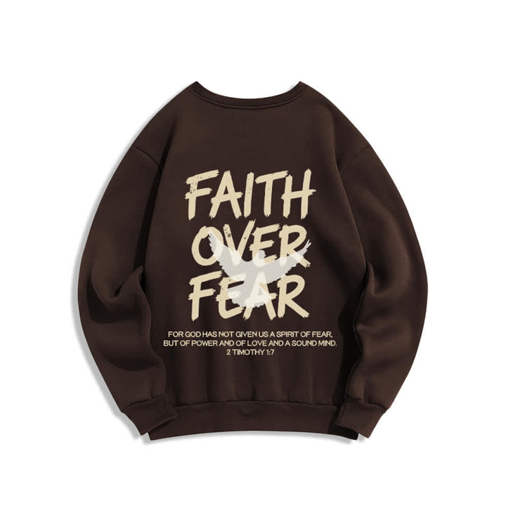 Christianartworkshop Felpa girocollo oversize con grafica "Faith Over Fear" e colomba. - image 10