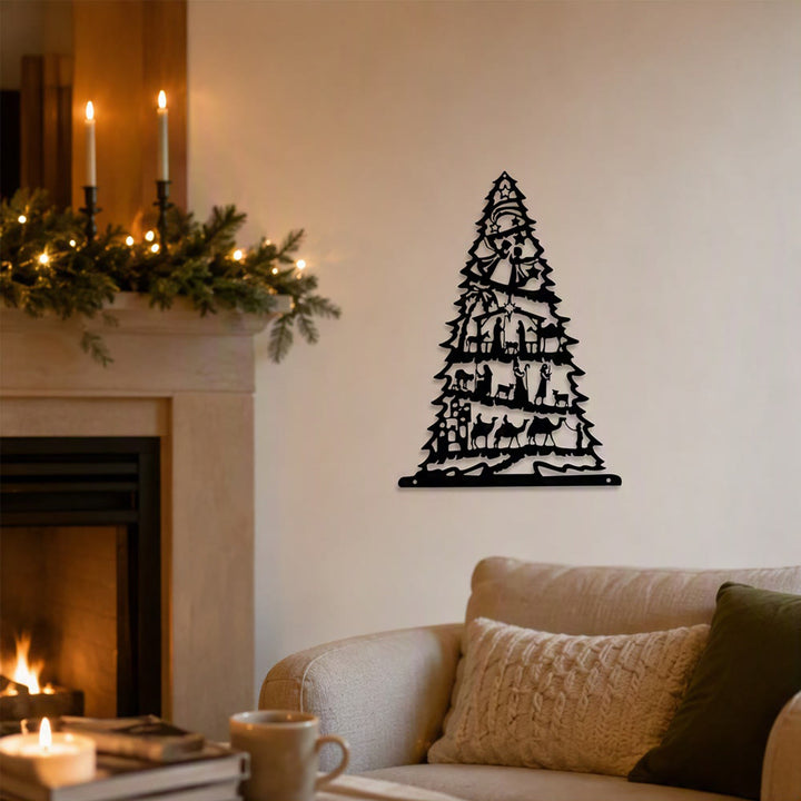 Christianartworkshop Decorazione murale in metallo con albero di Natale e presepe: emblema di pace e serenità senza tempo. - image 2