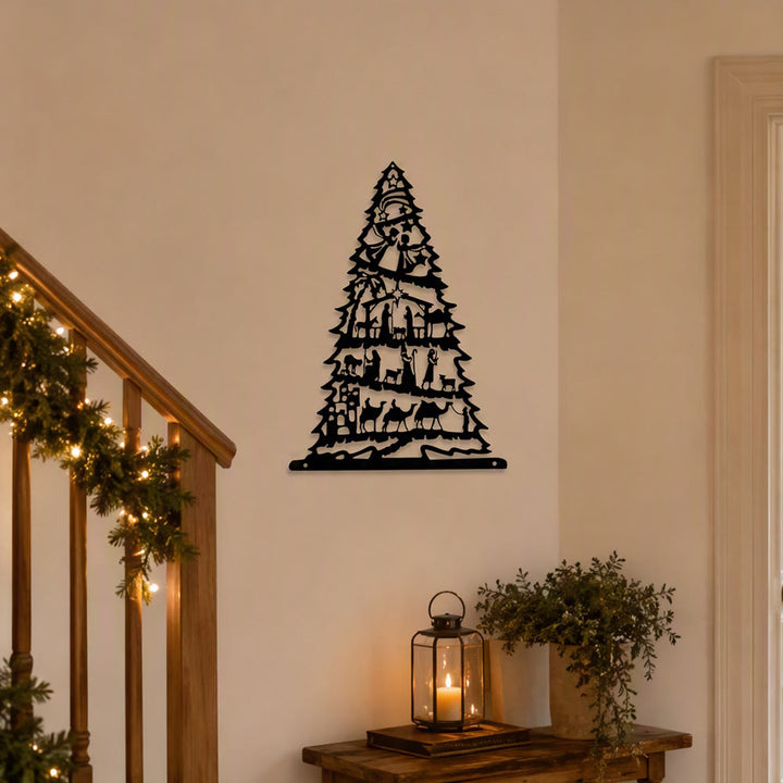 Christianartworkshop Decorazione murale in metallo con albero di Natale e presepe: emblema di pace e serenità senza tempo. - image 5