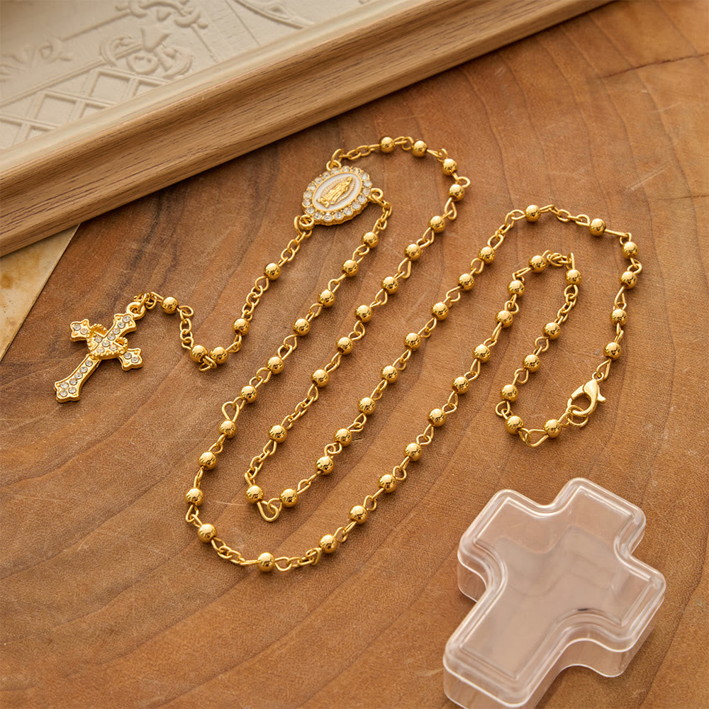Christianartworkshop Rosario con catena in metallo a perline lisce e crocifisso dettagliato: emblema della quieta misericordia celeste. - D'oro - image 0