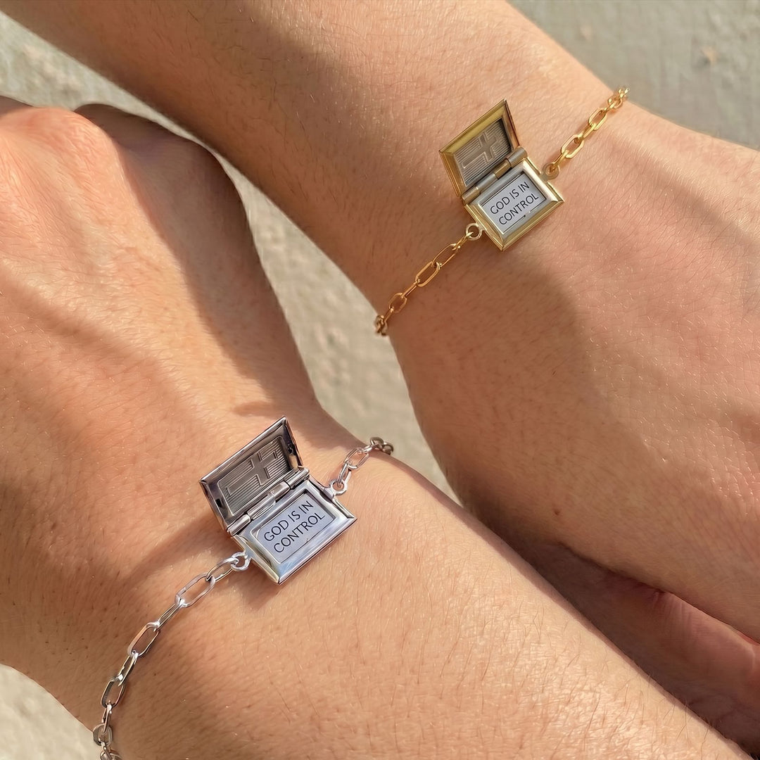 Christianartworkshop Bracciale con ciondolo a forma di libro e cerniera, con incisione "Fede Interiore": simbolo di serena e duratura fiducia. - image 0