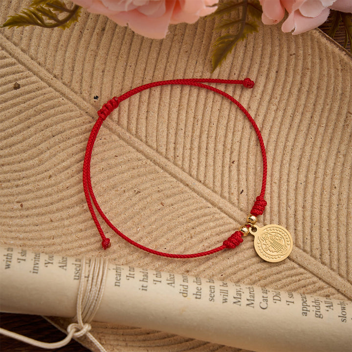 Christianartworkshop Bracciale intrecciato con medaglia a rilievo: un ricordo indossabile di grazia celeste senza tempo. - image 4