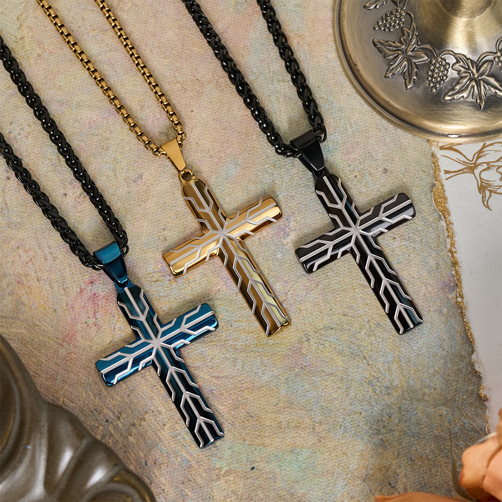 Collana con ciondolo a croce inciso con motivo a fulmine dorato e blu lucido Christianartworkshop : emblema senza tempo di dolce protezione celeste. - image 1
