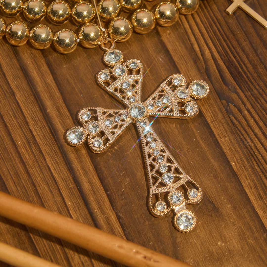 Christianartworkshop Collana girocollo di lusso con perline e croce scintillante: portatrice di calma e serenità celeste. - image 5