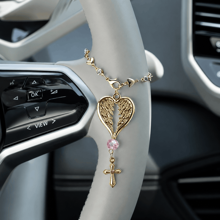 Portachiavi a forma di cuore con ali d'angelo custode Christianartworkshop per auto: un discreto promemoria di tenera protezione - Angelo d'oro - image 6