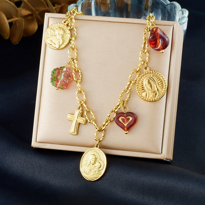 Christianartworkshop Set di collana con ritratto ornato della Vergine Maria e dei Cherubini: simbolo di pacifica guida celeste - image 4