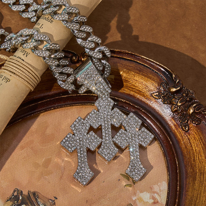 Christianartworkshop Collana cubana a tripla croce scintillante: segno di radioso rifugio celeste - image 4